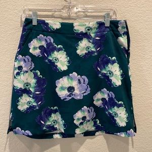 Lady Hagen size 6 golf skirt.